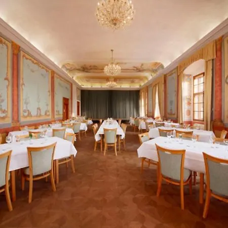 Hotel Wellness Rezidence 4*