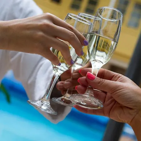 Hotel Wellness Rezidence